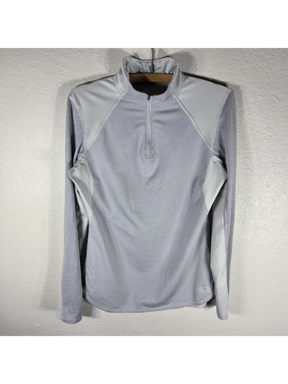 The North Face Performance Flash Dry Jacket Womens Size M Gray 1/4 Zip